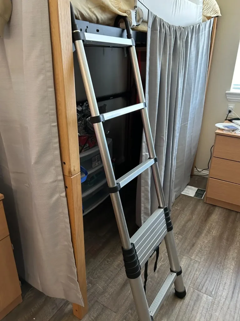 telescopic ladder